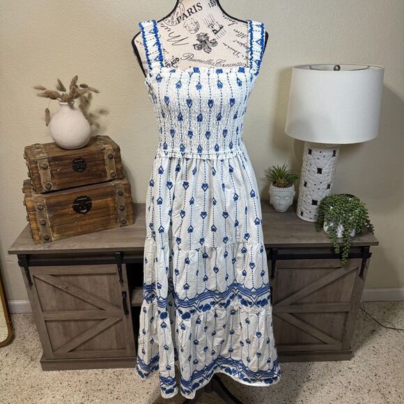 UMGEE Dresses & Skirts - Umgee Blue/White Floral Embroidered Midi Tiered Sundress Size L Smocked Boho